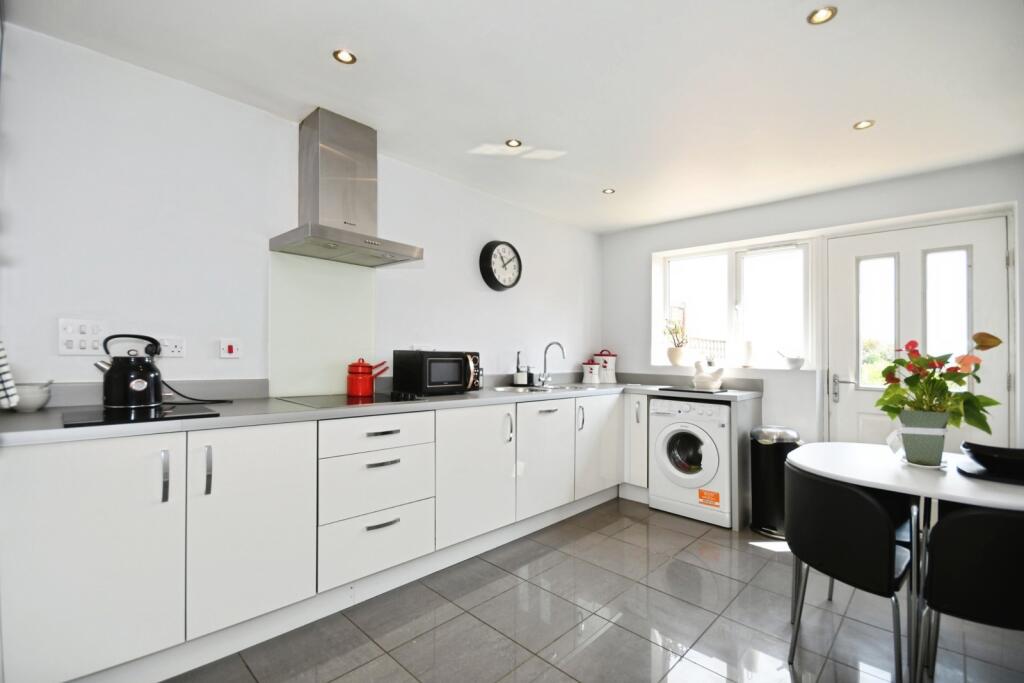 Highfield Avenue, Langwith Junction, Mansfield, Derbyshire, NG20