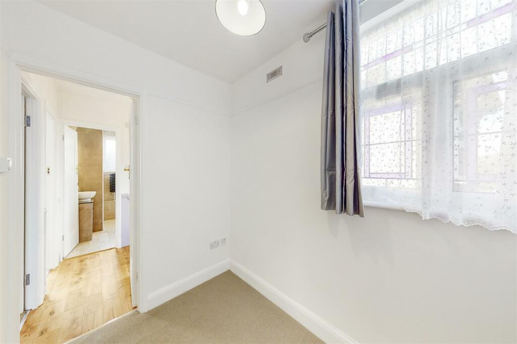 Small Bedroom.jpg