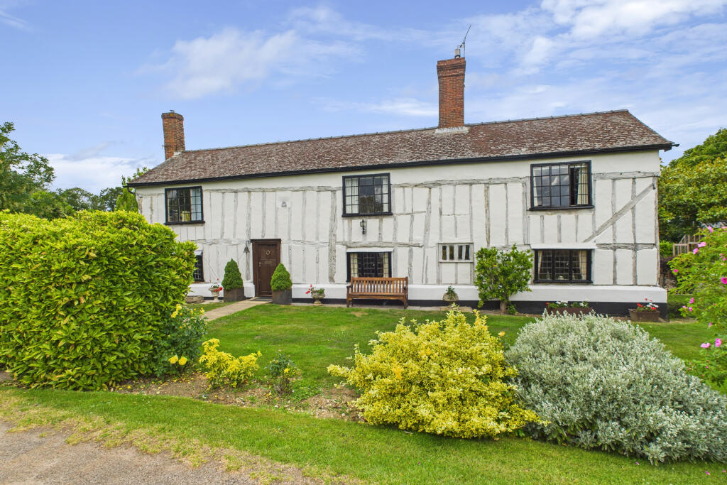 CAM05449G0-PR0008-STILL008