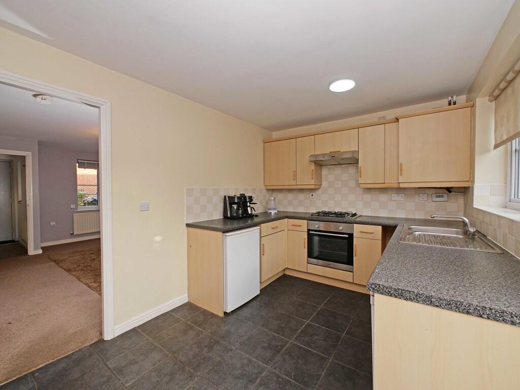 39 MOATHOUSE WAY ...