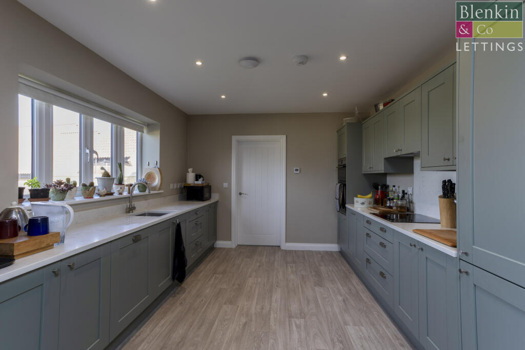 5_Henfield_way__7