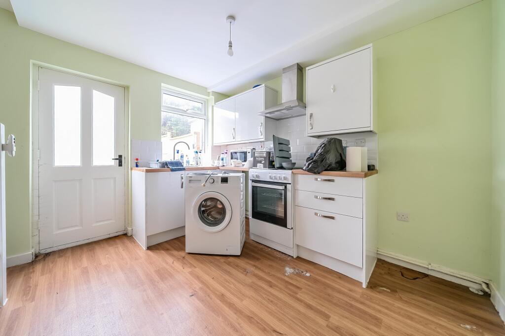 Kitchen (1)
