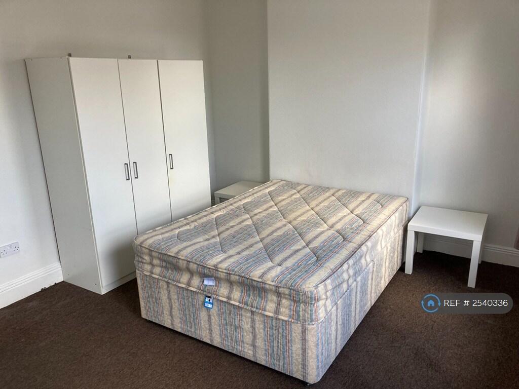 1st Floor Flat