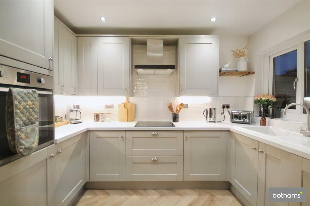 Kitchen use 2 (2).jpg