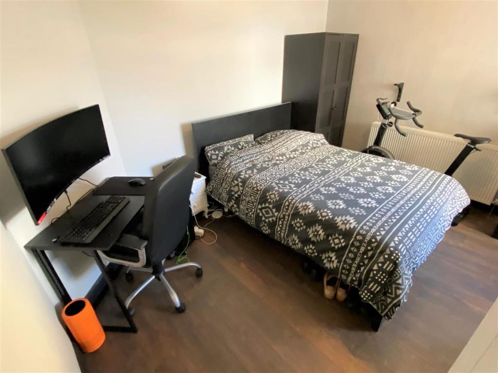 Flat 2, 1 Trenance Road Bedroom 1