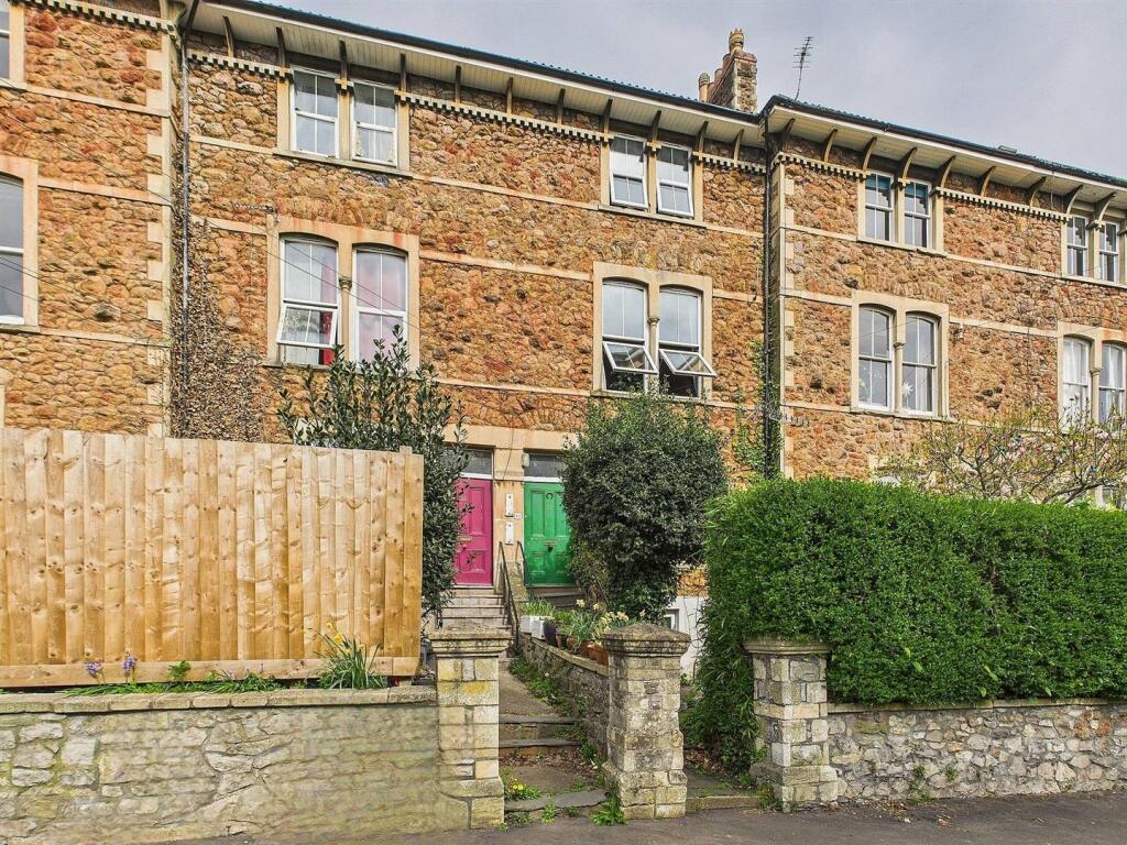 1 - Freehold Investment in Redland - For Sale by A