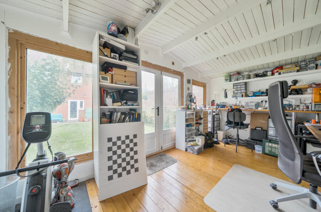 1364073-22-68ed8e...