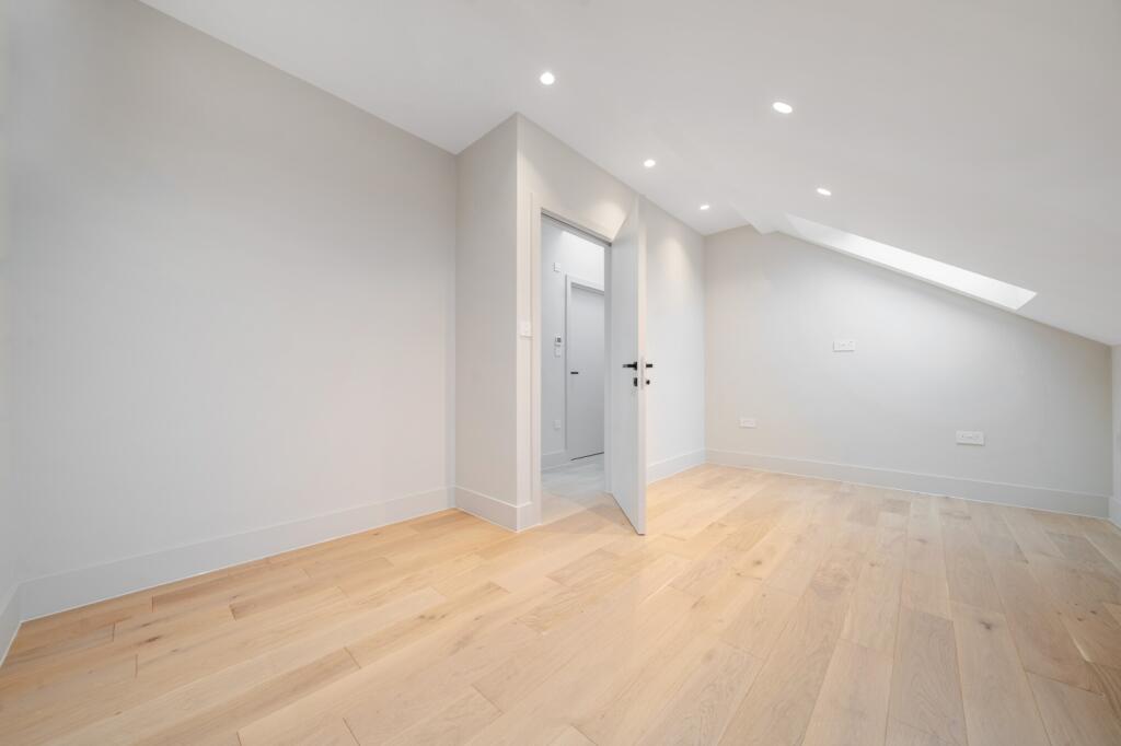 1288914-9-6826463...