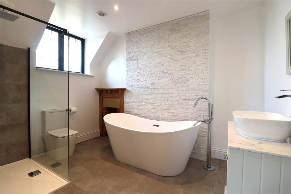 Ensuite