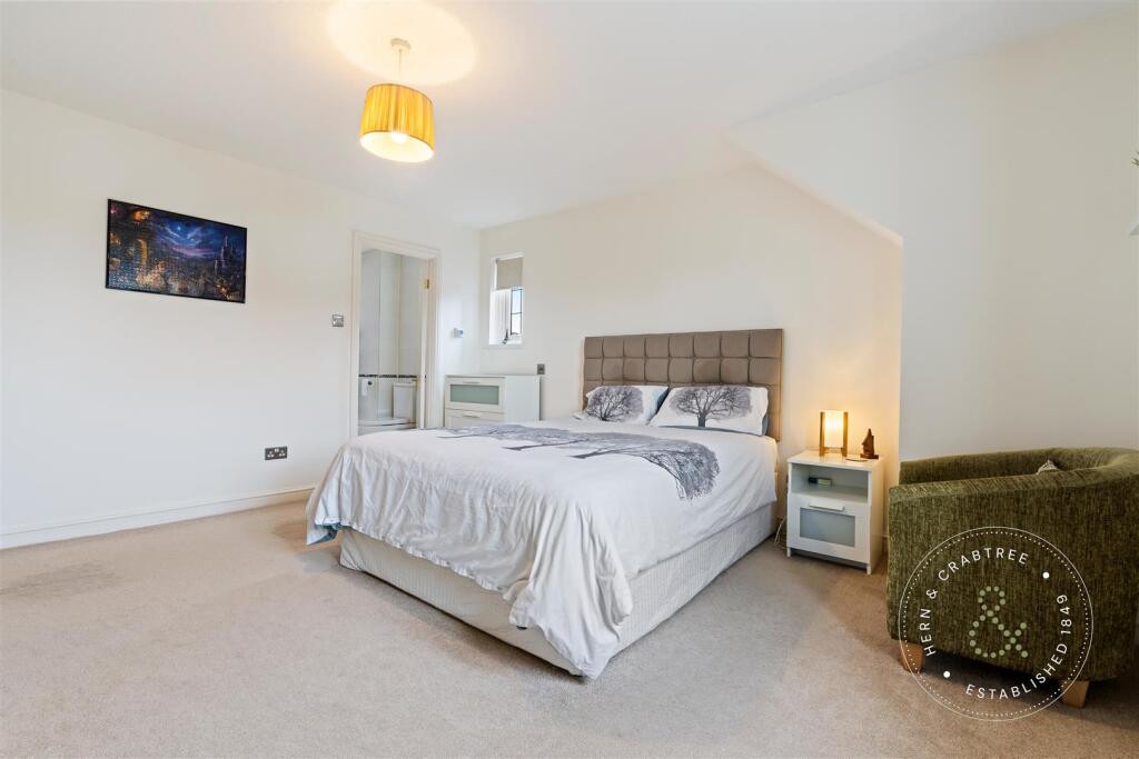 Greenwood Road, Llandaff, Hern Crabtere (44).jpg