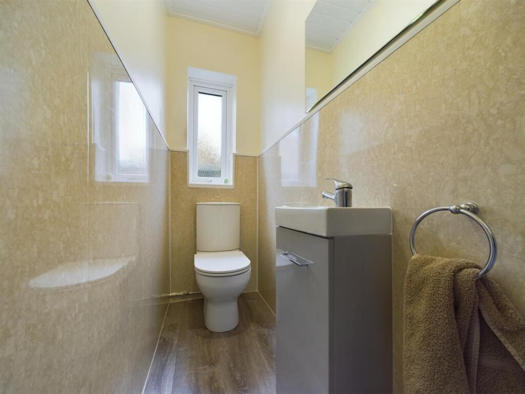 WC: