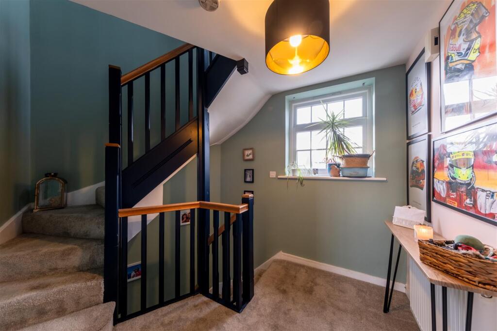39 Hazelhurst Way-017.jpg