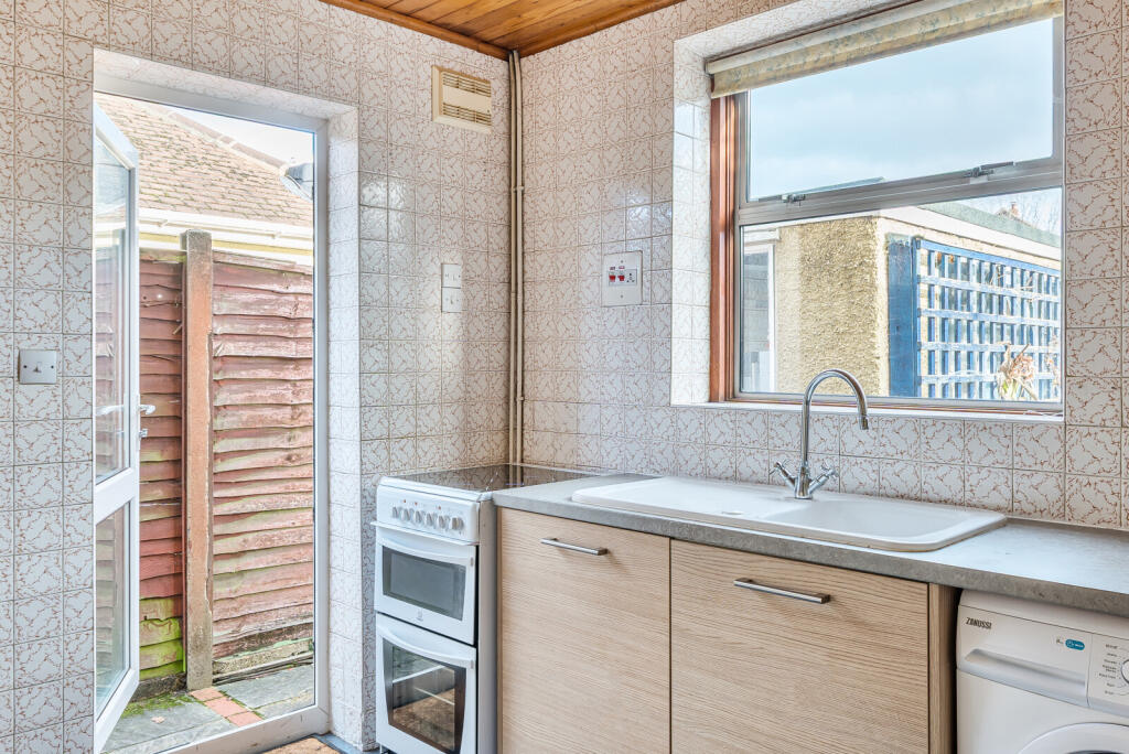 1385955-16-693abc...