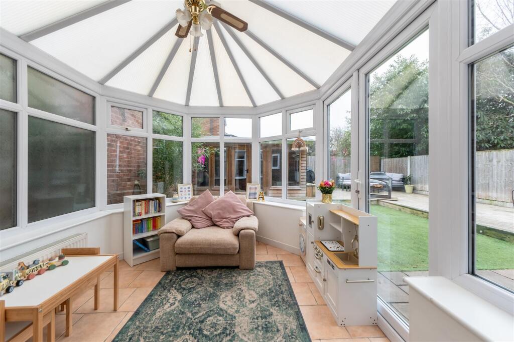 30 Poplar Drive-008.jpg