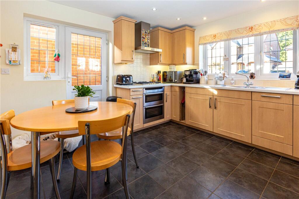 Kitchen/Breakfast