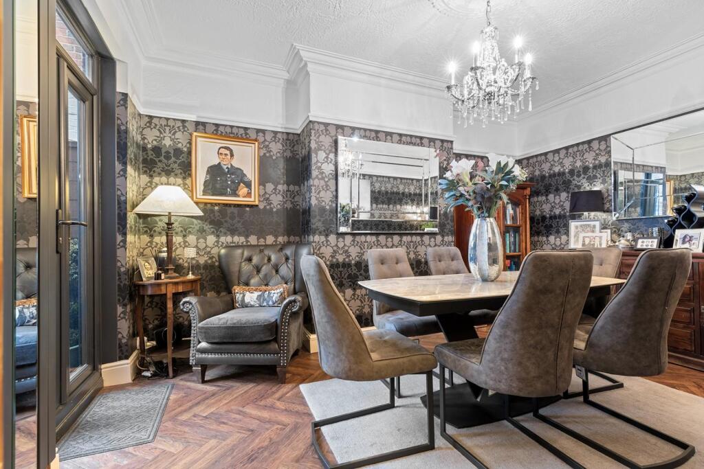 29 Victoria Crescent, Barnsley 07_297.jpg