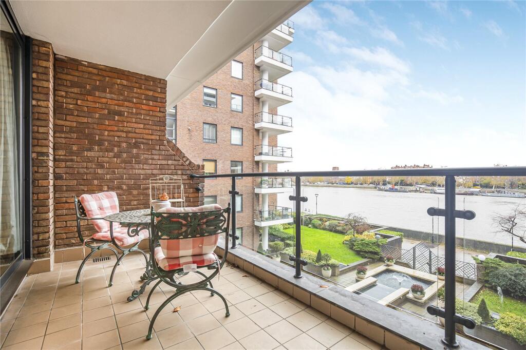 Anhalt Road, London, SW11