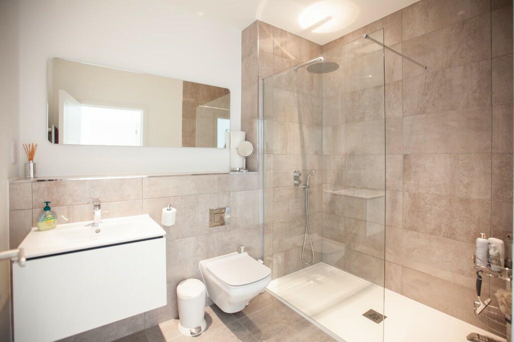 Master En-Suite