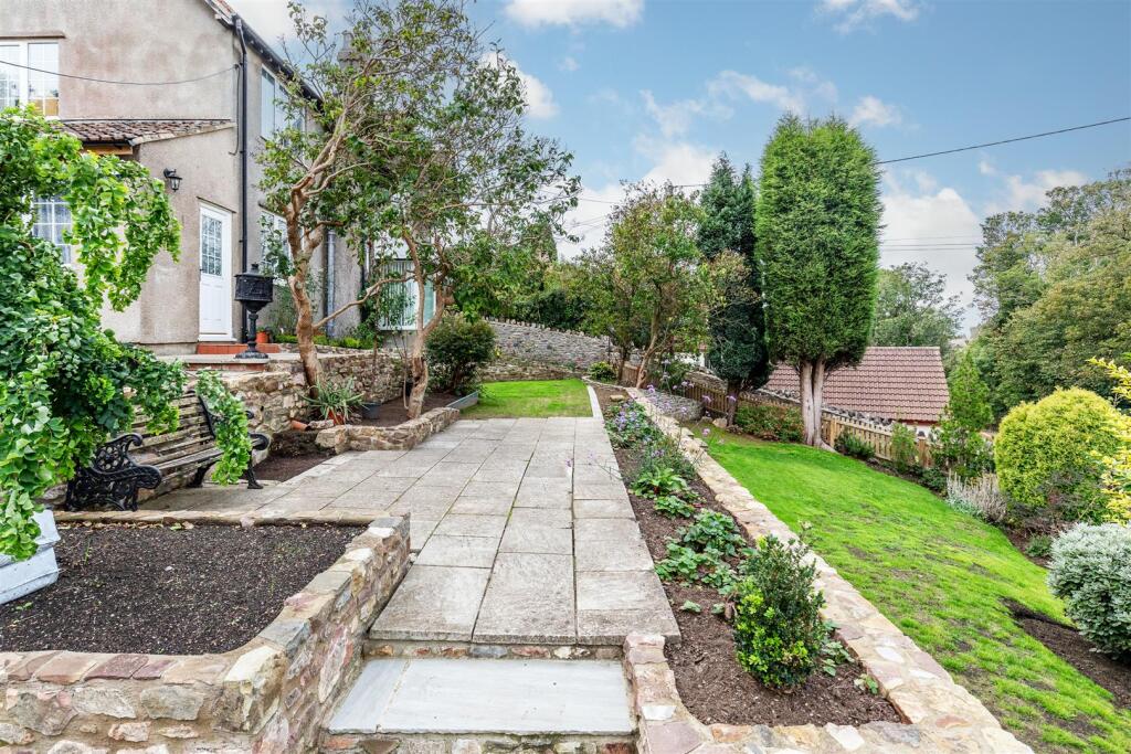 Over Lane, Almondsbury Garden 2.jpg