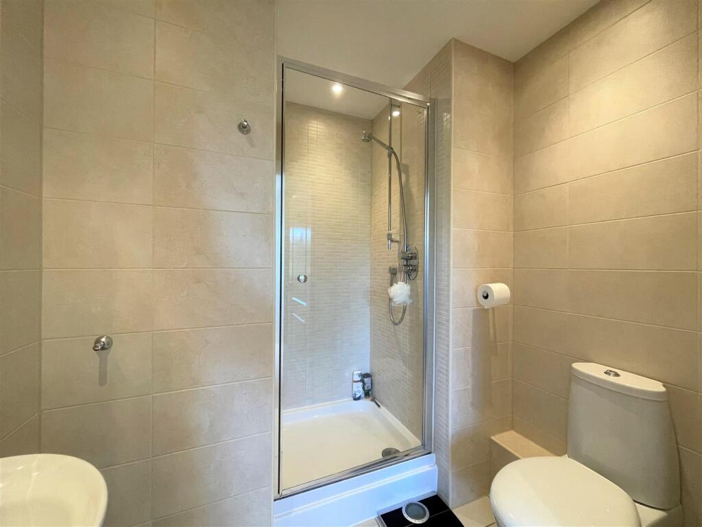 Ensuite Shower Room