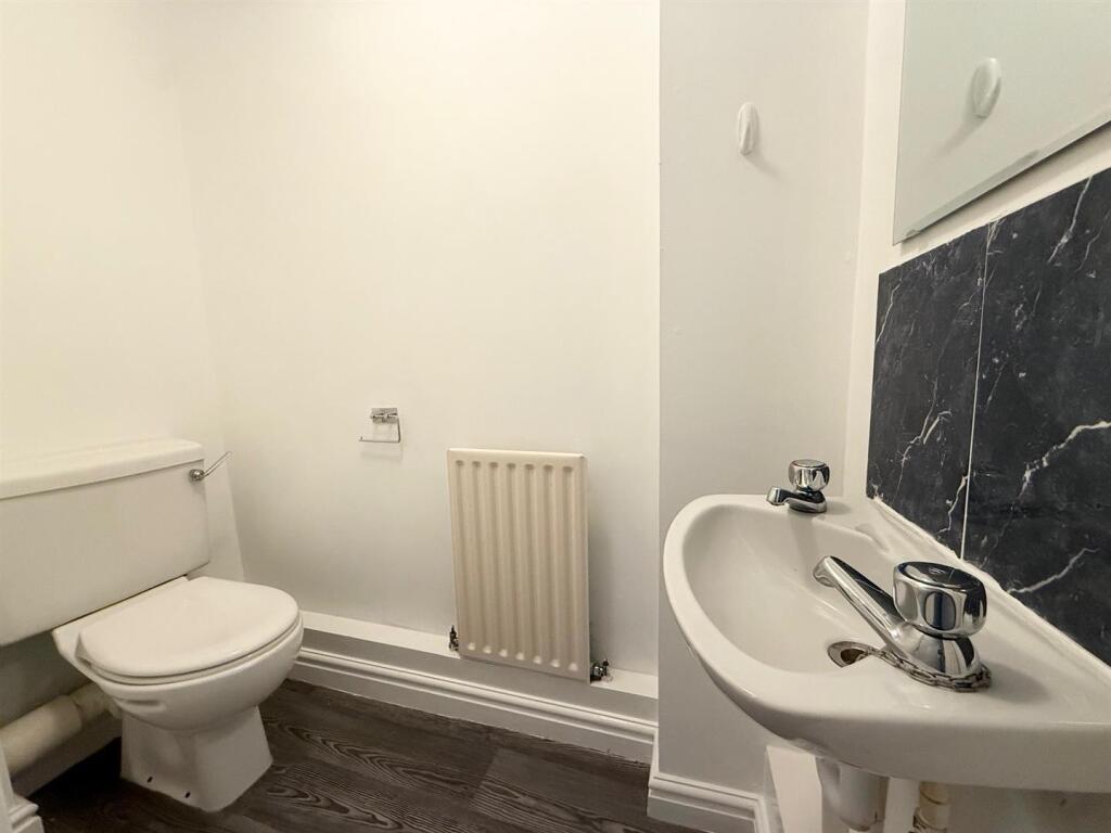 cloakroom.jpg