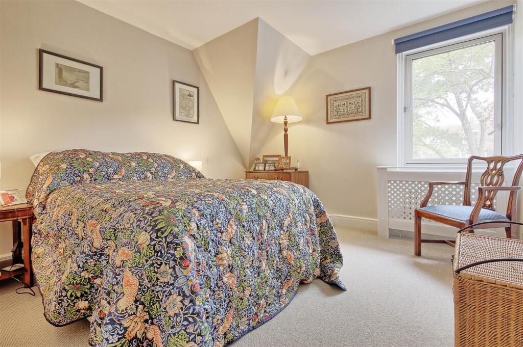 Bedroom 3.jpg