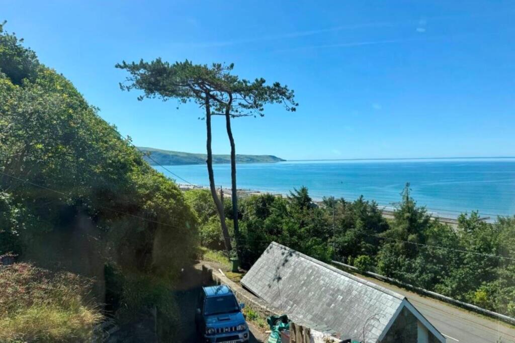 Allt Fawr, Llanaber Road, Barmouth, Gwynedd, LL42 1YP