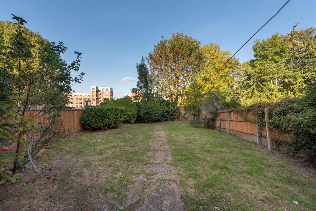 Hood Ave 19.jpg