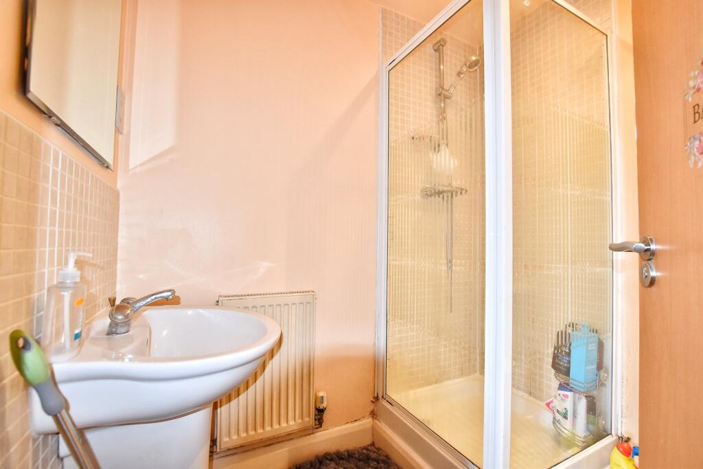 En Suite Shower Room