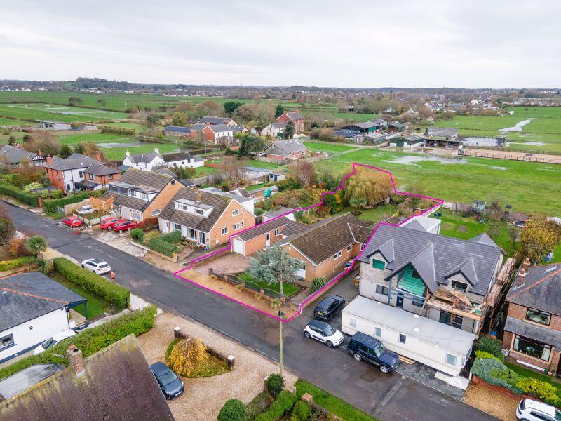 Front corner aerial