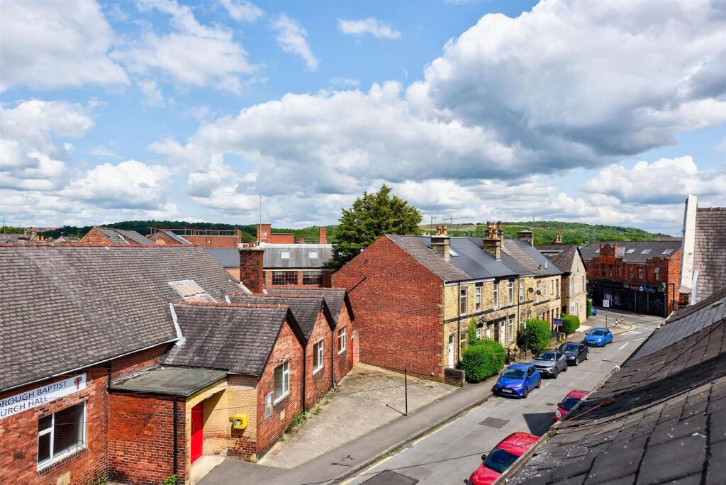 15HawthornRoad(Exterior)(7of7).jpg