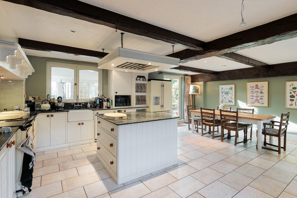 heyeswood_stables...