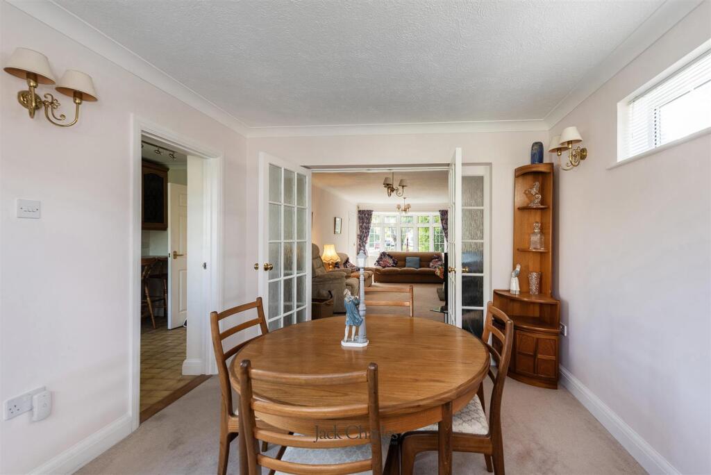 11 Allington Drive, TN10 4HH 007.jpg