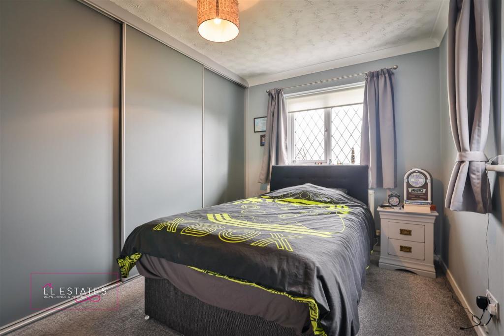 Bedroom 3.jpg
