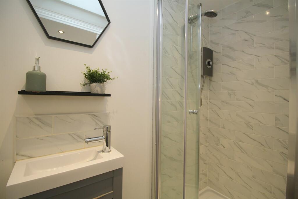 Guest Ensuite