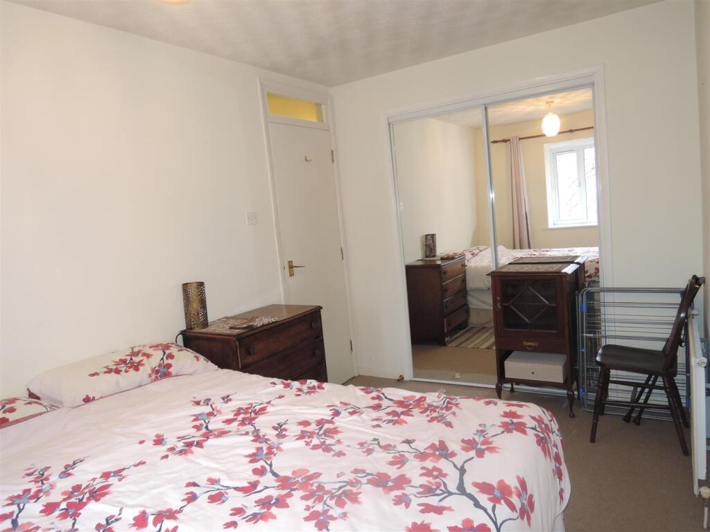 Bed 1
