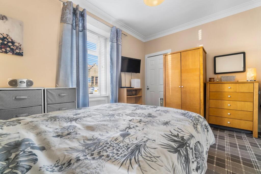 14 Brisbane Road Bedroom .jpg