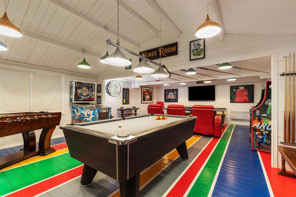 Owl Farm - Games Room-1.jpg