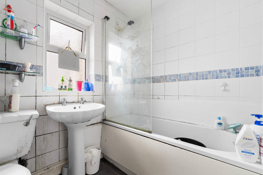 Leonard Street, C...