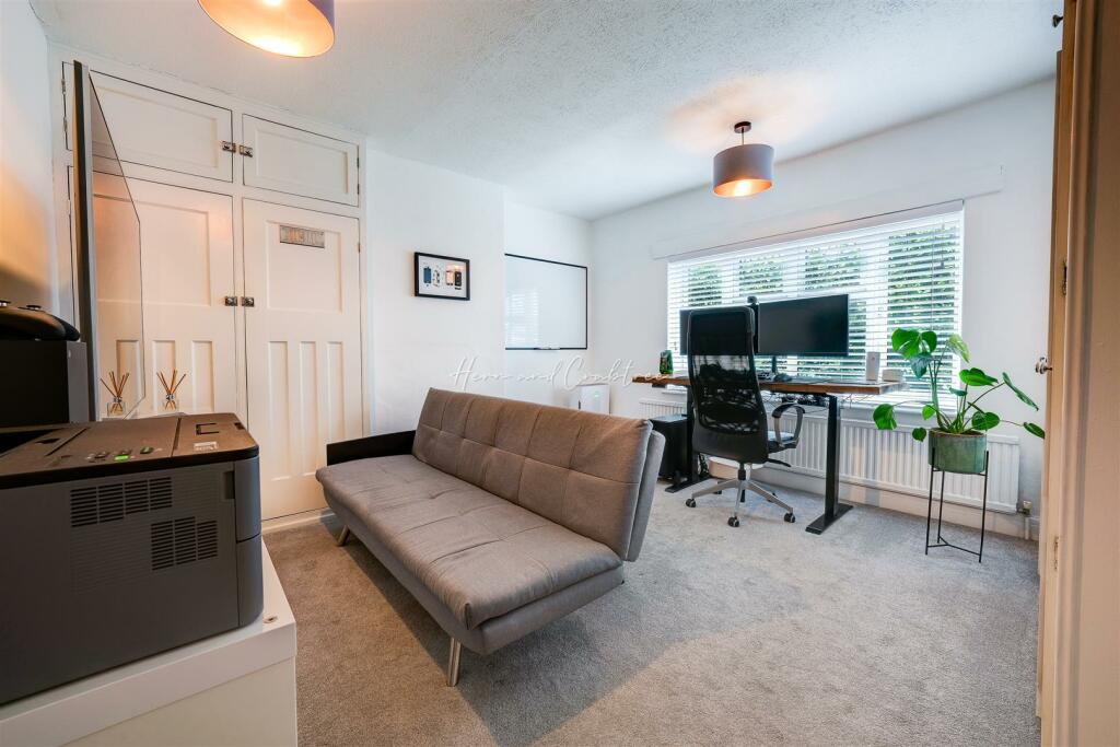 Porthamal Gardens, Rhiwbina, HernCrabtree (18).jpg