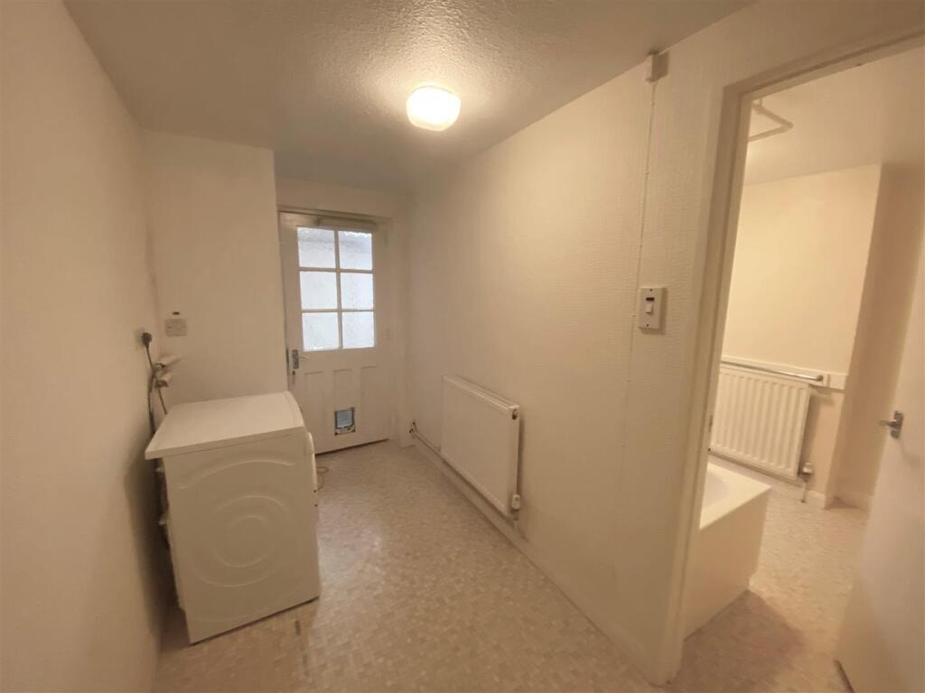 36 Belmont utility.jpg