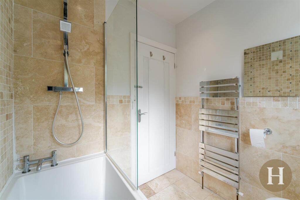 Hadleigh Estate Agents-27.jpg