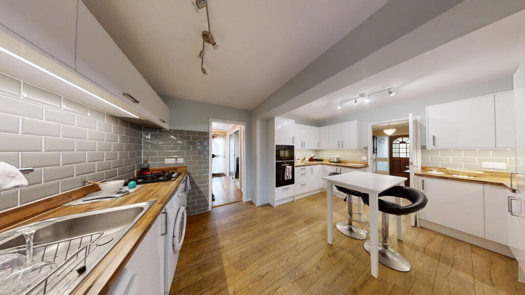 Underhedge-Gardens-Portland-Dorset-UK-12232025_094