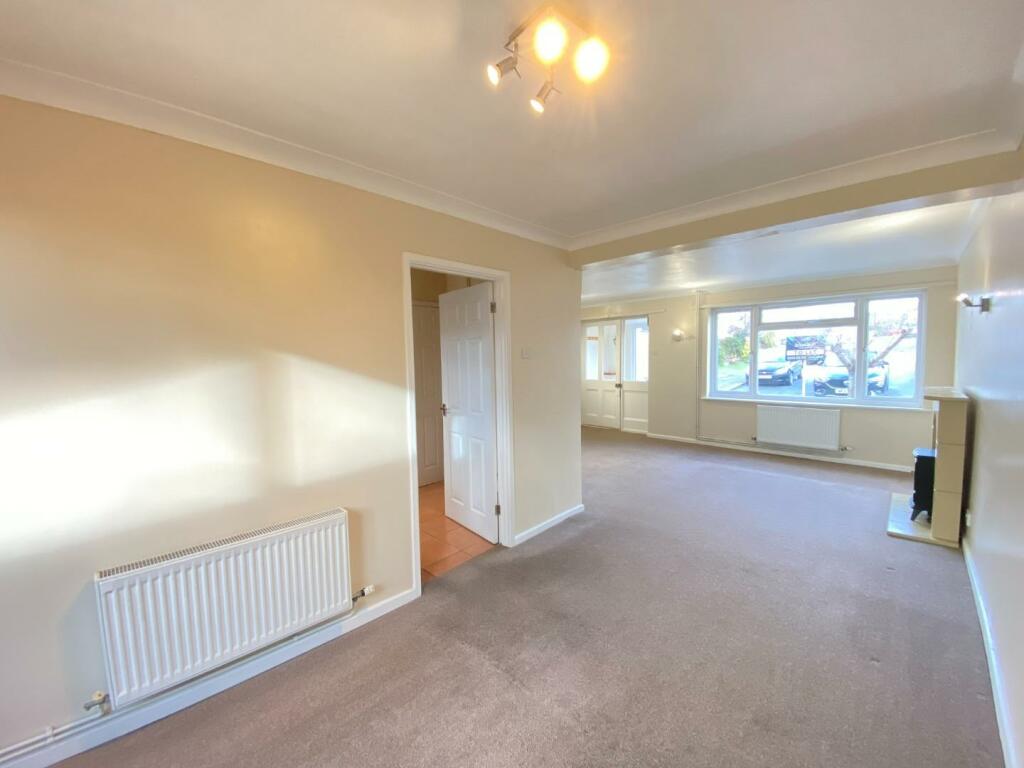 Lounge Dining Room