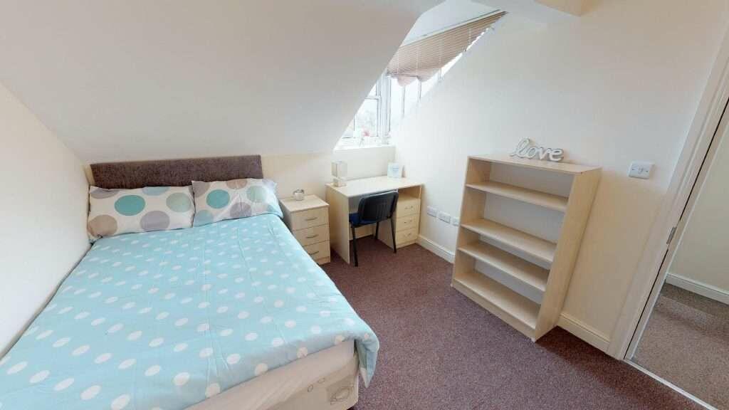 7_Hoole_Road