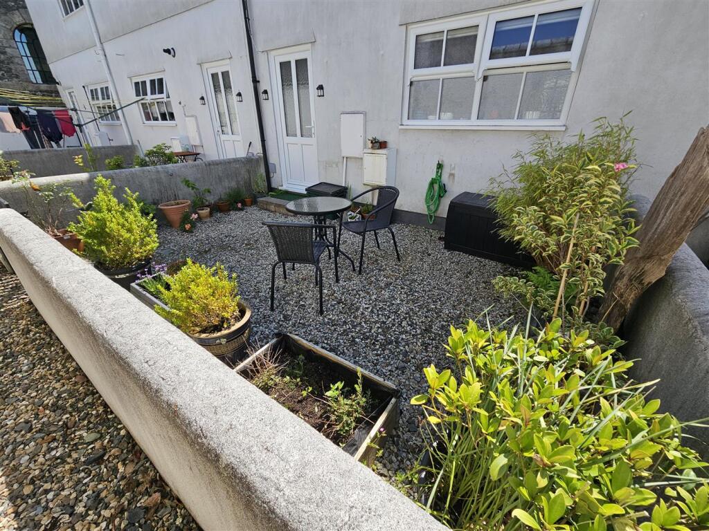 Rear Garden.jpg
