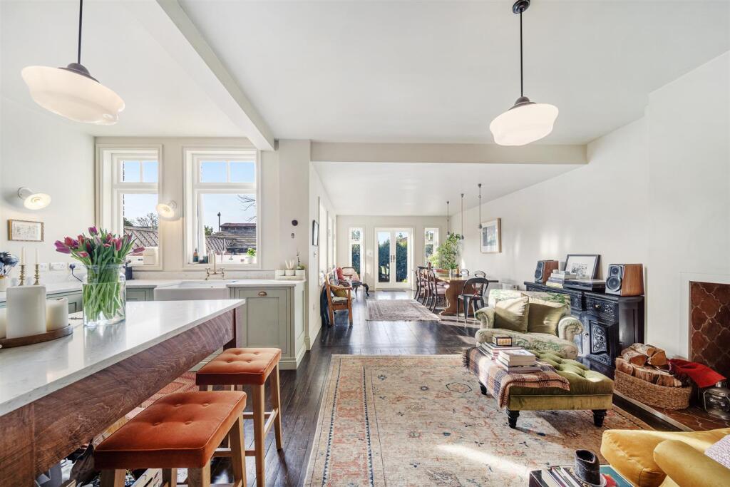 Dining Room Aspect 2