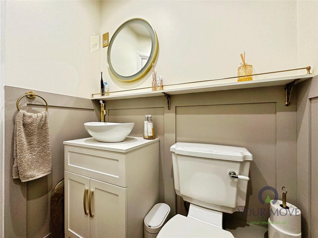 En-Suite 2