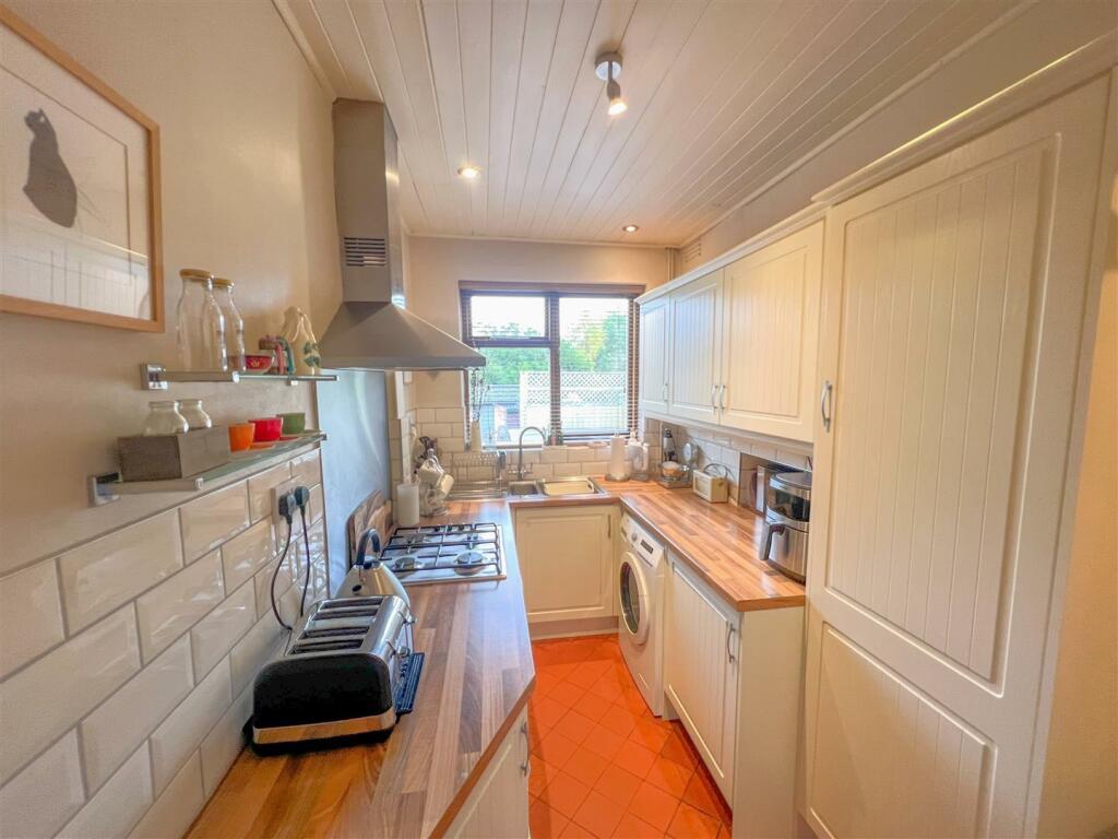 Kitchen.jpg