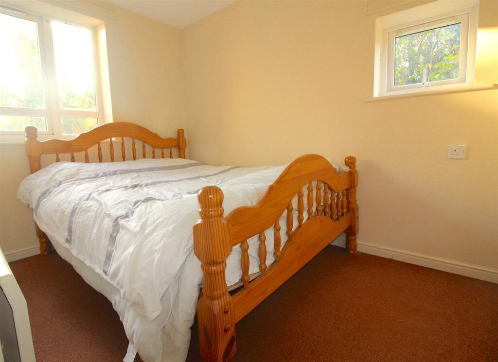 Villiers House - Bedroom 2.jpg